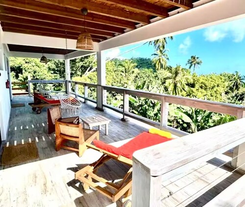 2BR A/C Pool BBQ Wi-Fi W/D Near Yacht Club