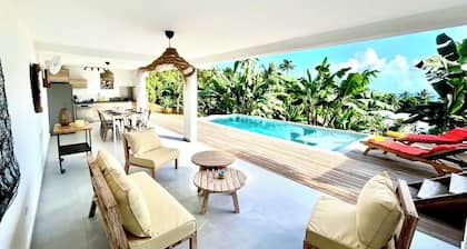 2BR A/C Pool BBQ Wi-Fi W/D Near Yacht Club