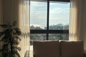 Living area - 7th floor, beach 5 min walking distance (Jacó)