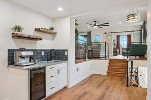 Fridge, microwave, oven, stovetop - 15 min to Pearl St in Boulder! Rope Course, Hot Tub & Views (Boulder)