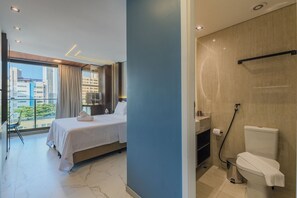 Bathroom - Beach Class Meireles by Carpediem Ocean View (Fortaleza)