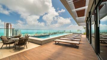 Piscine couverte