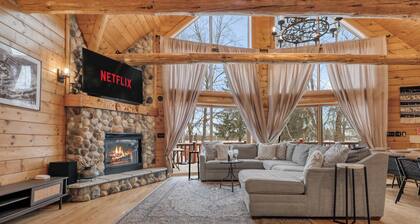 6 min to Kalahari - King Suite - Game Room - Pets