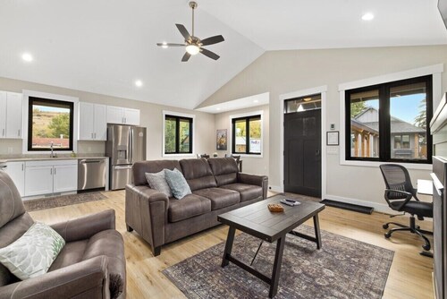 Newly Built 1BR Cottage - Rock Creek Cottages #5