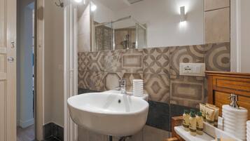 Deluxe-Zimmer, Bergblick | Badezimmer