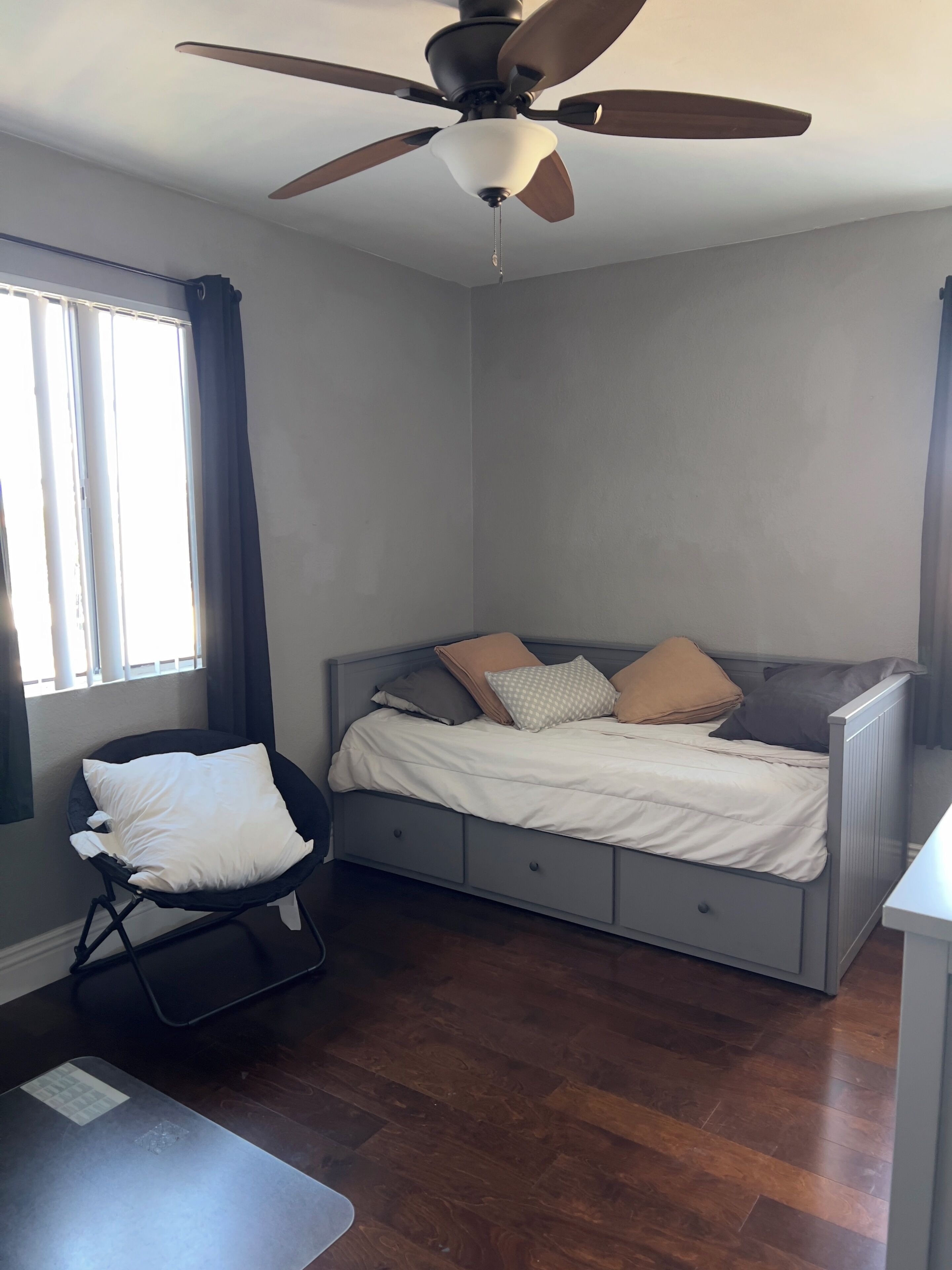1 chambre, accès au Wi-Fi (inclus), literie fournie