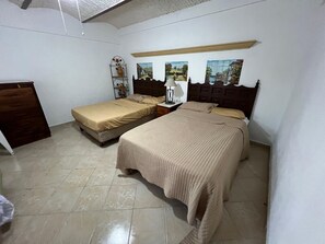 Comfort Apartment | Blackout drapes, iron/ironing board, free WiFi