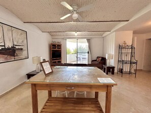 Televisión de pantalla plana