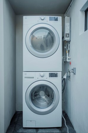 Luxury Studio Suite, Patio, Courtyard View