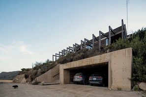 Exterior - Casa UNO | Cuatro Cuatros (Valle de Guadalupe)