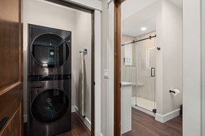 Immagine non classificata, 5 di 16, pulsante