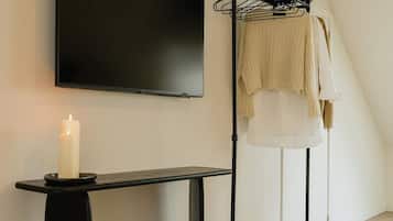 Familien-Studiosuite | Laptopgeeigneter Arbeitsplatz, Bügeleisen/Bügelbrett, kostenloses WLAN