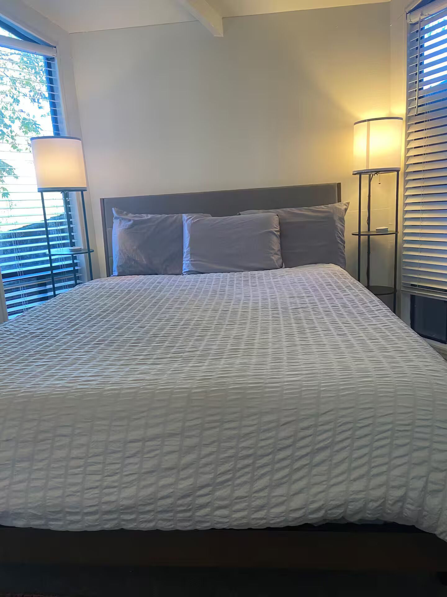 Bügeleisen/Bügelbrett, WLAN, Bettwäsche