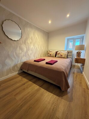 2 bedrooms, iron/ironing board, WiFi, bed sheets - Arroios Elegance Residence - Lisbon Center (Lisboa)