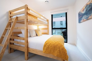 Condo | Ferros/tábuas de passar roupa, Wi-Fi de cortesia, roupa de cama