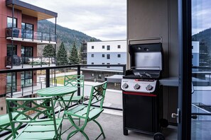 Condo | Terrace/patio - Bluebird by Revelstoke Vacations (Revelstoke)