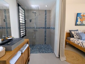 Shower, hair dryer, towels - Rubis |Exclusivité (Saint François)