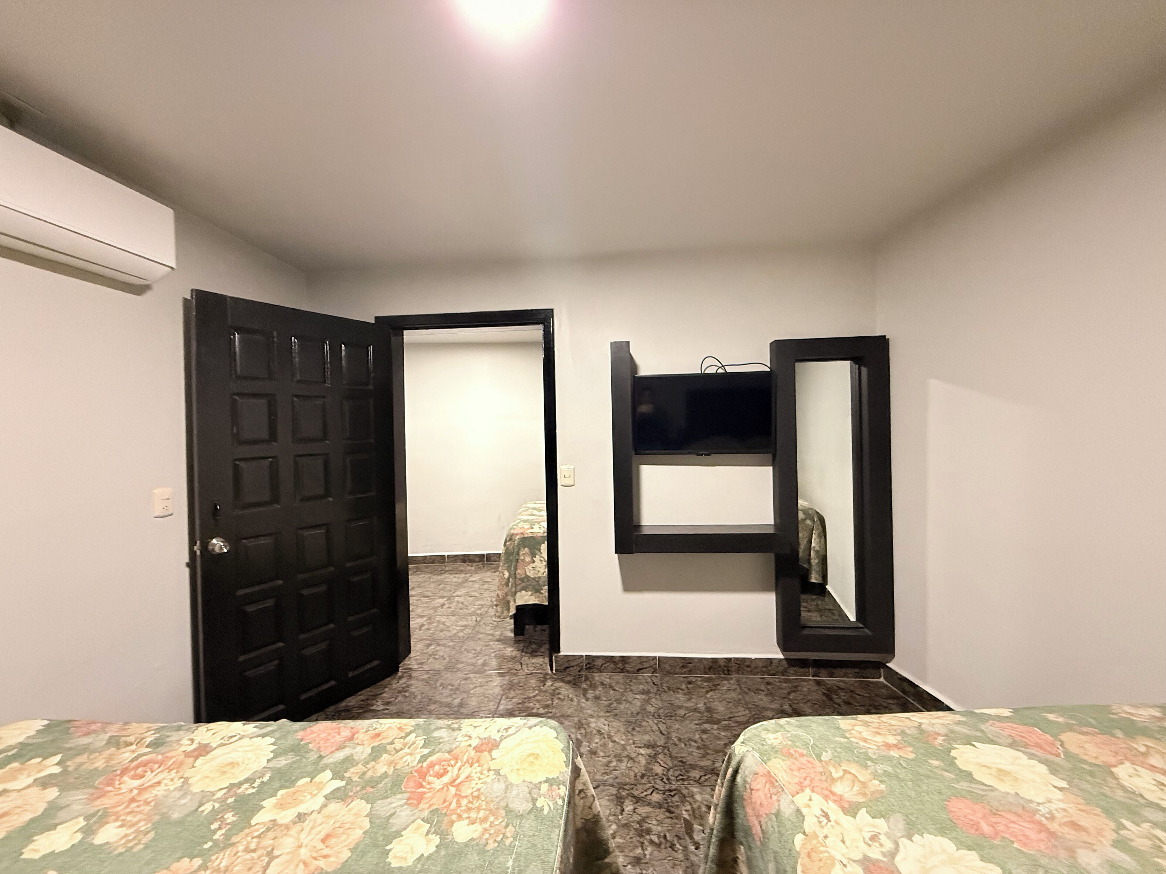 三人房 | 免費 Wi-Fi