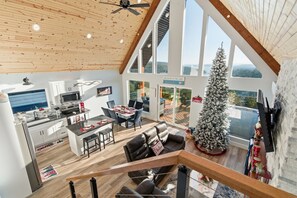 Interior - New Lake-View Luxe Cabin w/ Pvt Hot Tub, 3/2 Sleeps 8! EV Charger, Branson, SDC! (Branson)