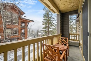 Property grounds - Fern & Fire | Ski-In/Out | Balcony | Hot Pools (Panorama)