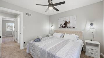 2 bedrooms, iron/ironing board, WiFi, bed sheets