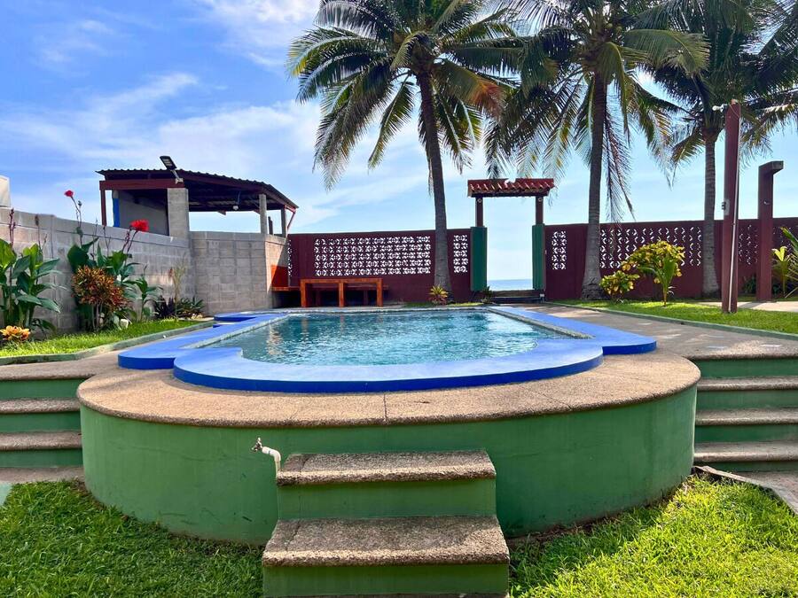 Classic House | Pool | Outdoor pool