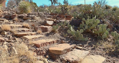 The Canyon View - 2 Queen Beds
