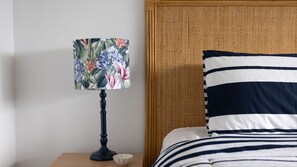 2 bedrooms, Internet, bed sheets - 4/45 Beech Street - Your newly refreshed beach retreat (Evans Head)