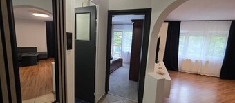 Oradea Gateway | 3BR by River | Quick Airport Exit
