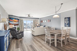 TV, fireplace - Bay View Three Bedroom Condo with Great Amenities (Ocean City)