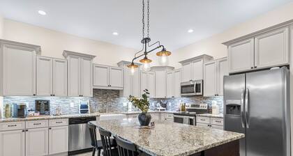 The Main Stay - Steps from Ohio River, Shopping, & Dining on Main St