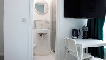 Neljän hengen comfort-huone | Ilmainen Wi-Fi