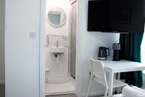 舒適四人房 | 免費無線上網