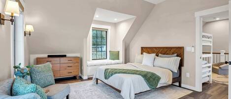 Iron/ironing board, travel crib, WiFi, bed sheets