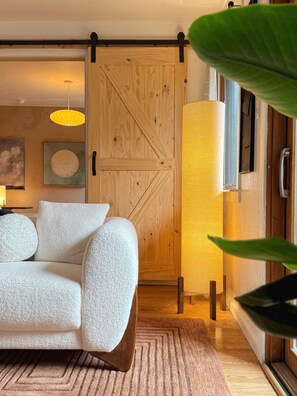 Interior - La Nube: Luxe Japandi Sanctuary, 3BR+Gated, 10 Min to Downtown, Dedicated Office (Santa Fe)