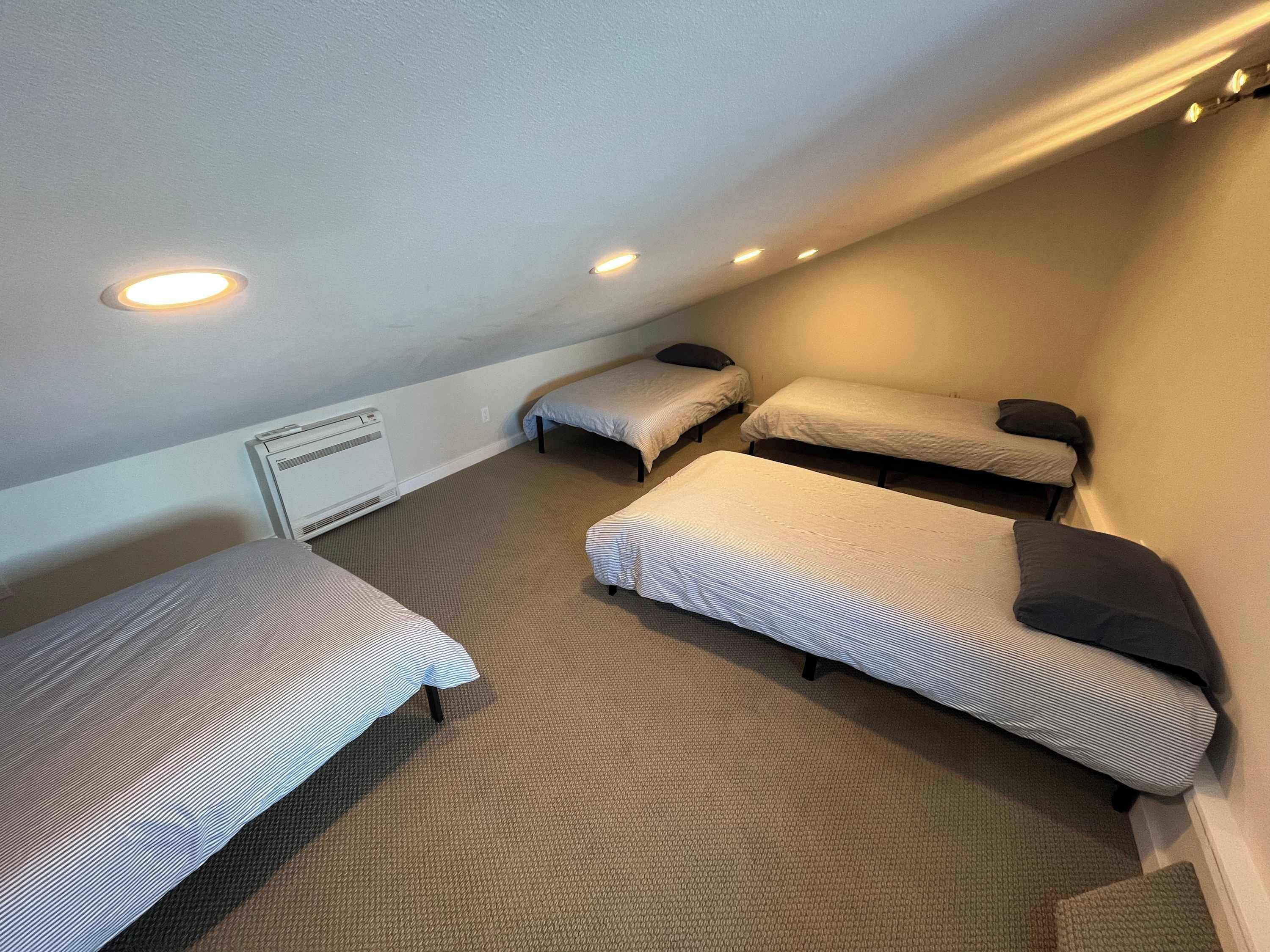 Iron/ironing board, travel cot, WiFi, bed sheets