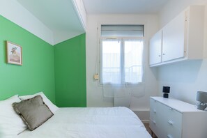 Room - Calm green (Le Havre)