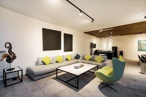 Living area - Villa Loft Valilana by BaliSuperHost (Bali)