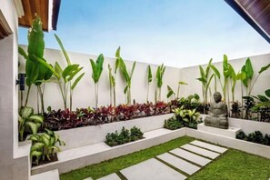 Interior - Villa Crystal Lagoon by BaliSuperHost (Bali)