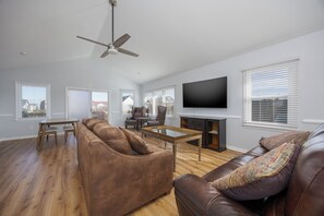 TV - 5371 - Masion Azur in Kill Devil Hills, perfect for family getaways! (Kill Devil Hills)