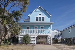 Exterior - 5371 - Masion Azur in Kill Devil Hills, perfect for family getaways! (Kill Devil Hills)