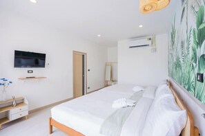 Room - Tiara PoolVilla Pattaya Bang Saray Beach 1 km. (Sattahip)