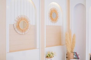 Room - Tiara PoolVilla Pattaya Bang Saray Beach 1 km. (Sattahip)