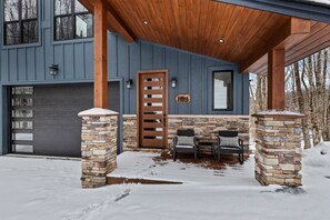Exterior - The Beechwood - Modern 3 Bed on Beech Mountain (Beech)