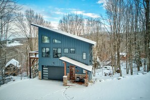 Exterior - The Beechwood - Modern 3 Bed on Beech Mountain (Beech)