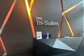 Lobby - Setia Tri-Suite(2) by Homey Planet (Bayan Lepas)