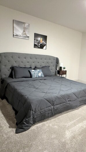 Bügeleisen/Bügelbrett, WLAN, Bettwäsche