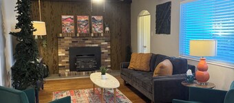 Adorable Cottage in the Heart of Millcreek