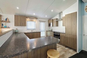 House | 3 bedrooms, desk - Host Stay The Beach House (Newbiggin-by-the-Sea)