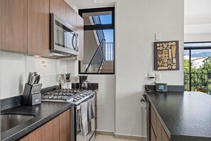 Microwave, coffee/tea maker, toaster